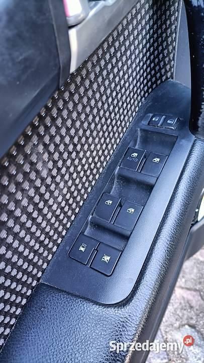 Używany 2008 Chevrolet Captiva SUV | 18 000 zł (Uczciwa cena) - Obraz 1/4