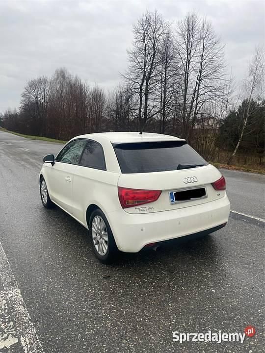 Używany Audi A1 105 KM (77 kW) 2010 Biały Hatchback