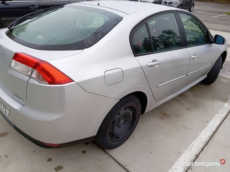 Używany Renault Laguna III 2007 Srebrny Hatchback