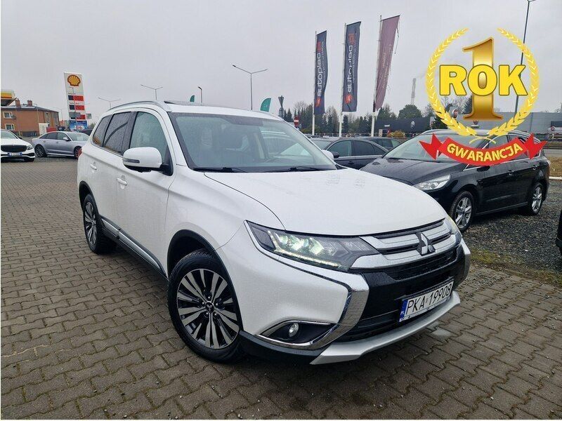 Biały (metalik) Używany 2018 Mitsubishi Outlander SUV | 74 900 zł (Uczciwa cena) - Obraz 1/4