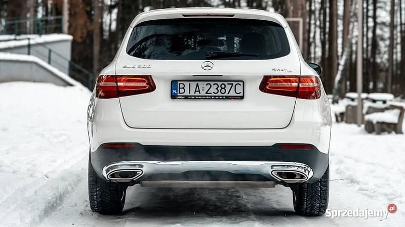 Używany Mercedes GLC300 2019 Biały SUV