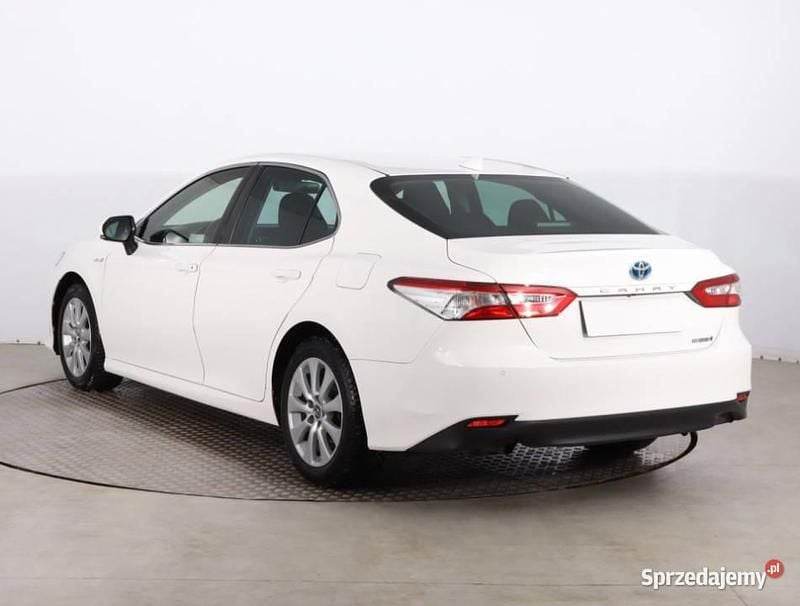 Używany Toyota Camry 2019 Biały Sedan/Limuzyna