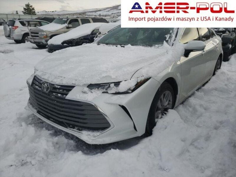 Biały Używany 2021 Toyota Avalon XLE Sedan/Limuzyna | 119 000 zł - Obraz 1/4