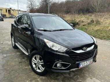 Czarny Używany 2010 Hyundai ix35 SUV | 37 998 zł (Drogi) - Obraz 1/4