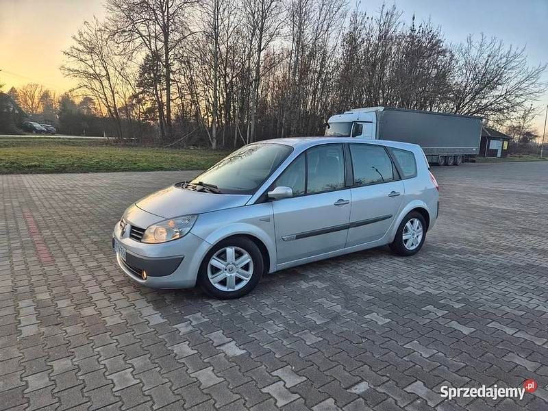 Srebrny Używany 2005 Renault Grand Scénic II Minivan | 8000 zł (Uczciwa cena) - Obraz 1/4