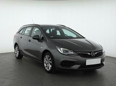 Szary Używany 2020 Opel Astra Kombi | 42 999 zł (Uczciwa cena) - Obraz 1/4