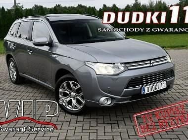 Szary Używany 2014 Mitsubishi Outlander P-HEV SUV | 41 900 zł (Super Cena) - Obraz 1/4
