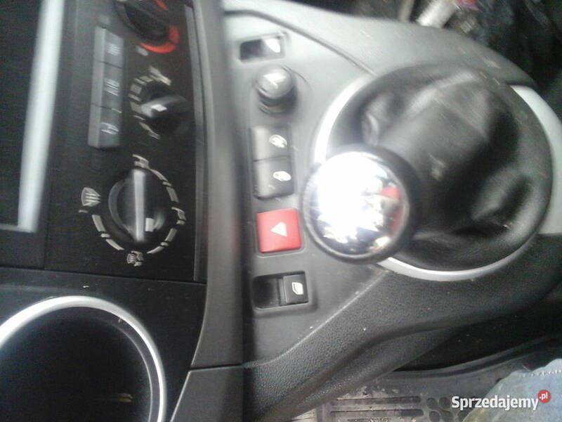 Używany Peugeot Partner Tepee 2017 Brązowy Minivan