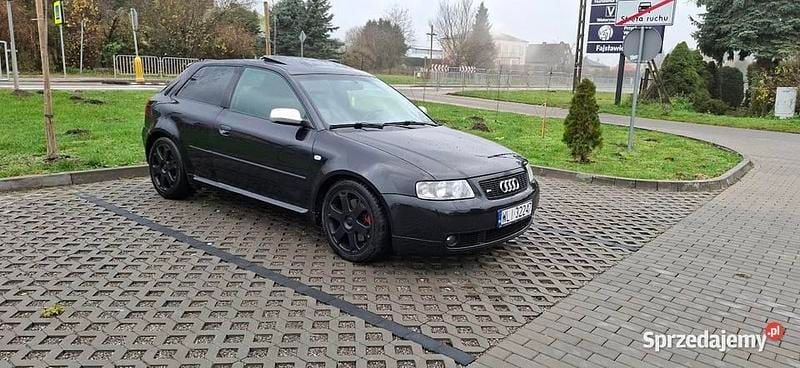 Czarny Używany 2001 Audi S3 Hatchback | 15 500 zł (Uczciwa cena) - Obraz 1/2