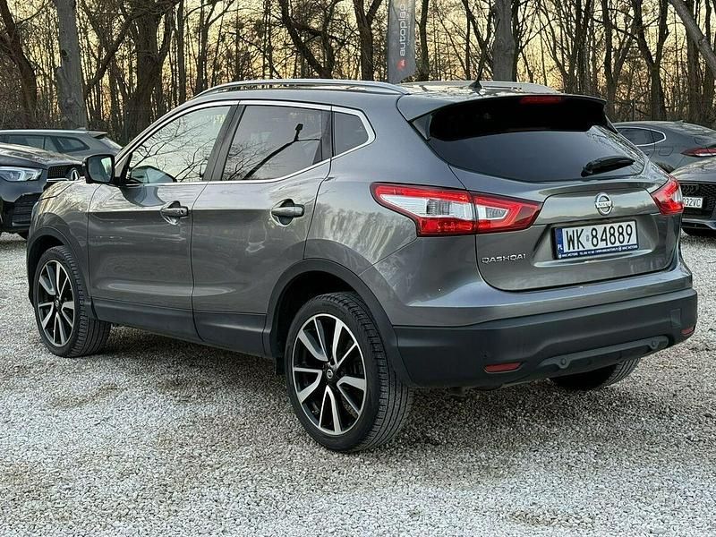 Używany Nissan Qashqai 110 KM (80 kW) 2016 Szary (metalik) SUV