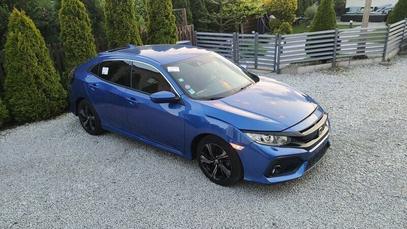 Niebieski (metalik) Używany 2018 Honda Civic Hatchback | 28 900 zł - Obraz 1/4
