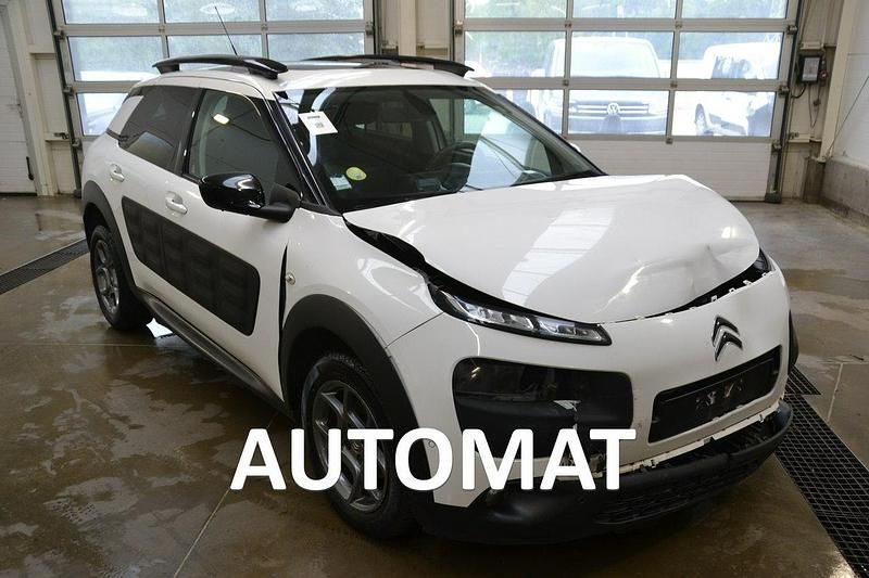 Biały Używany 2014 Citroën C4 Cactus Hatchback | 11 500 zł - Obraz 1/4