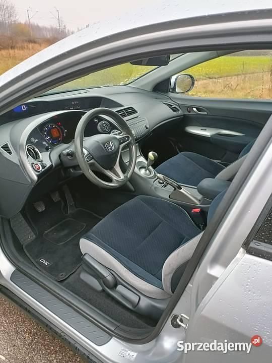Używany Honda Civic 83 KM (61 kW) 2007