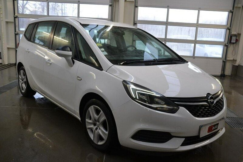 Biały Używany 2016 Opel Zafira Minivan | 34 500 zł (Uczciwa cena) - Obraz 1/4