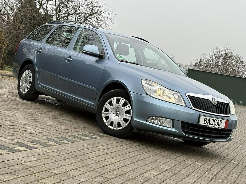 Używany Skoda Octavia 122 KM (89 kW) 2011 Szary (metalik) Kombi