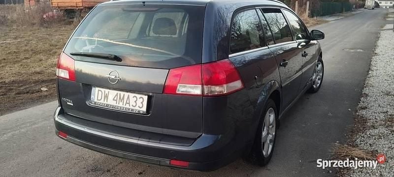 Używany Opel Vectra Elegance 2007 Granatowy Kombi