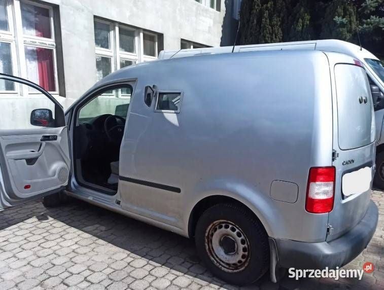Używany VW Caddy 105 KM (77 kW) 2010 Minivan