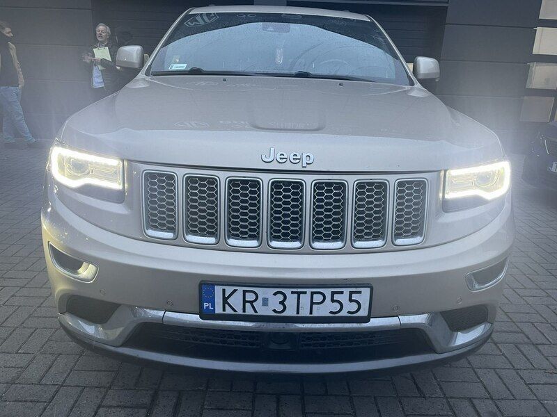 Używany Jeep Grand Cherokee 250 KM (183 kW) 2014 Złoty (metalik) SUV