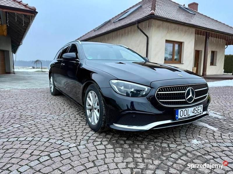 Używany Mercedes A220 2021 Czarny Sedan/Limuzyna