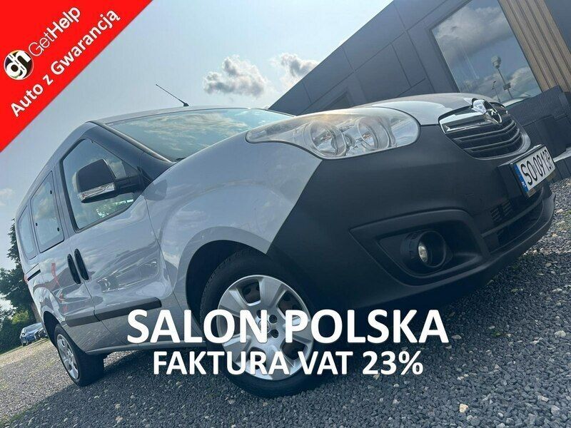 Srebrny (metalik) Używany 2014 Opel Combo Minivan | 22 000 zł (Dobra cena) - Obraz 1/4