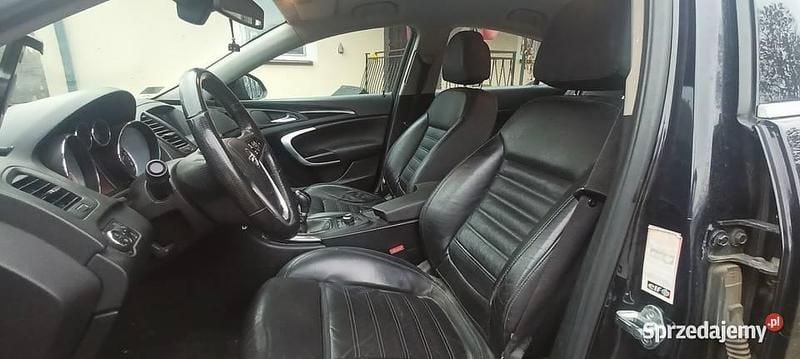 Używany Opel Insignia 2009 Czarny Hatchback