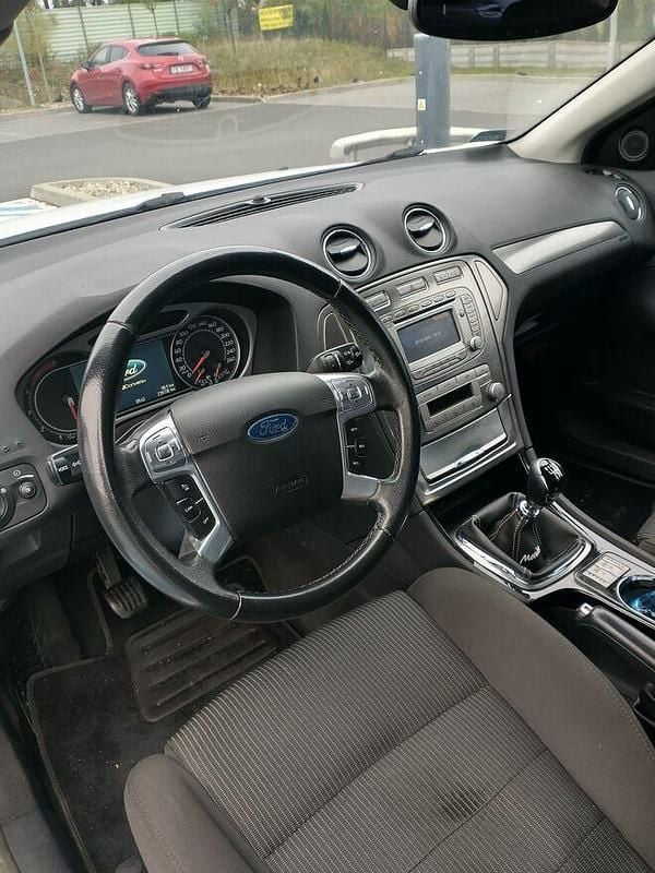 Używany Ford Mondeo 2008 Biały Kombi