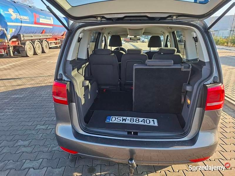 Używany VW Touran 105 KM (77 kW) 2010 Minivan