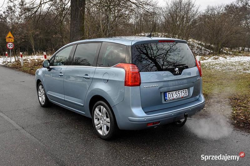 Używany Peugeot 5008 2010 Minivan