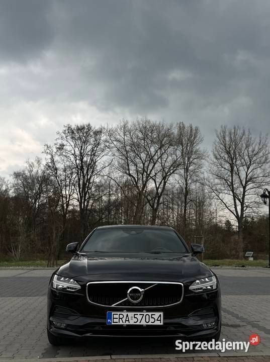 Używany Volvo S90 2016 Czarny Sedan/Limuzyna