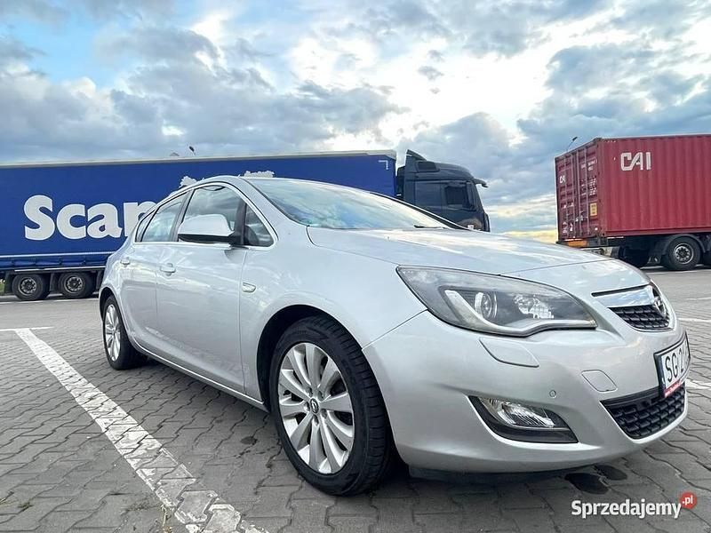 Używany 2011 Opel Astra | 25 500 zł (Uczciwa cena) - Obraz 1/4