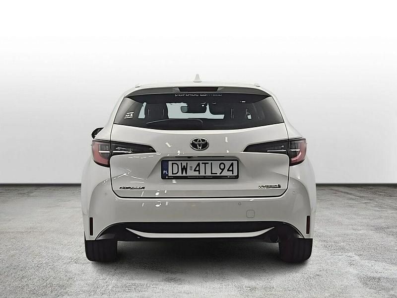 Używany Toyota Corolla 2022 Biały Kombi