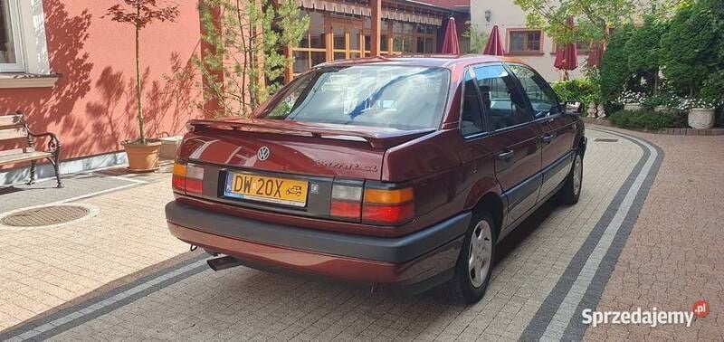 Bordowy Używany 1991 VW Passat | 29 400 zł - Obraz 1/2