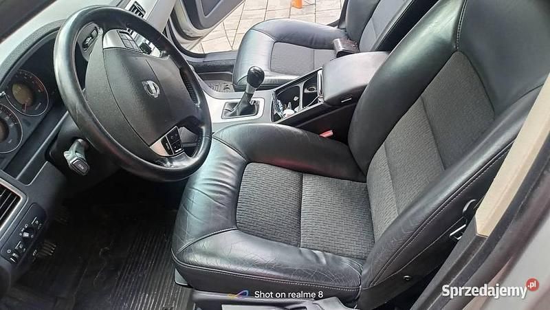 Używany Volvo V70 2007 Srebrny Kombi