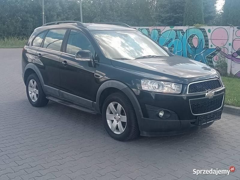 Czarny Używany 2012 Chevrolet Captiva SUV | 27 900 zł (Dobra cena) - Obraz 1/4