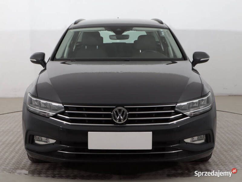 Szary Używany 2019 VW Passat Kombi | 68 999 zł (Uczciwa cena) - Obraz 1/4
