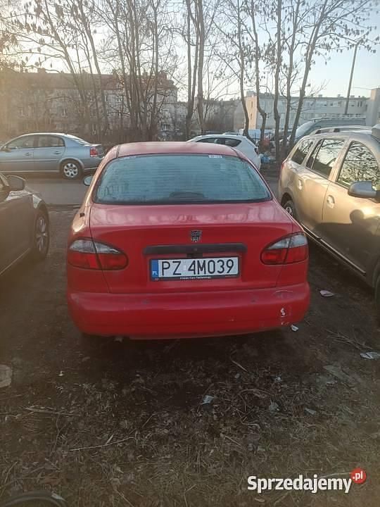 Używany Chevrolet Lanos 2001 Czerwony Sedan/Limuzyna
