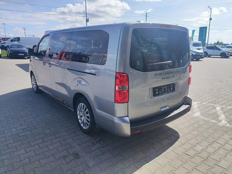 Nowe Peugeot Traveller 177 KM (130 kW) 2025 Srebrny (metalik) Minivan