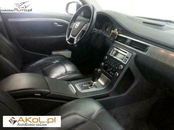 Używany Volvo V70 231 KM (169 kW) 2010 Niebieski Kombi