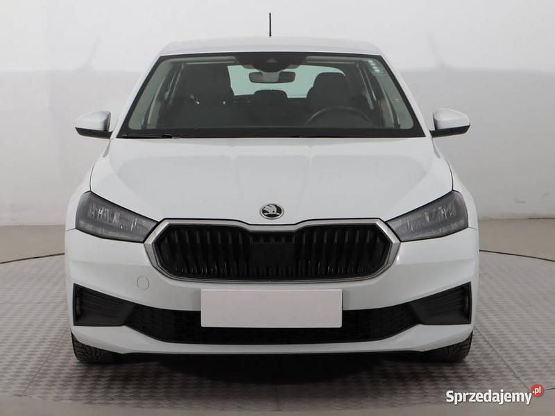 Biały Używany 2021 Skoda Fabia Hatchback | 46 499 zł (Dość drogi) - Obraz 1/4