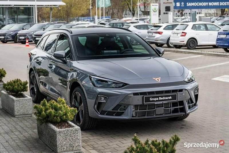 Nowe Cupra Leon 2025 Szary Kombi