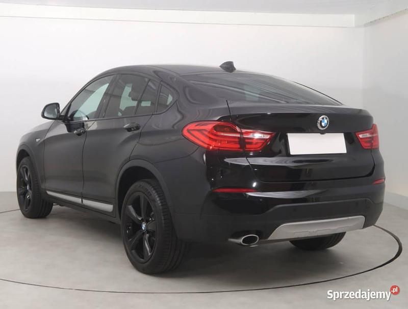 Używany BMW X4 2017 Czarny SUV