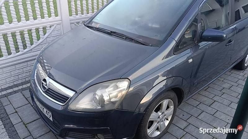 Granatowy Używany 2006 Opel Zafira | 3500 zł (Dobra cena) - Obraz 1/4
