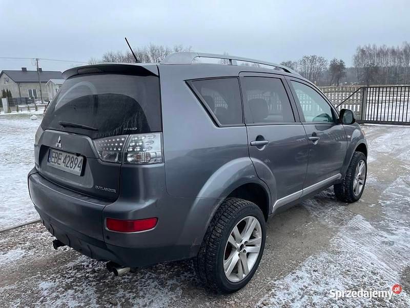 Używany Mitsubishi Outlander 140 KM (102 kW) 2007 SUV