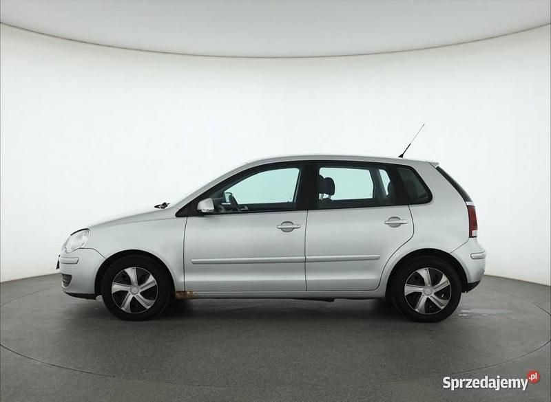 Używany VW Polo 2005 Srebrny Hatchback