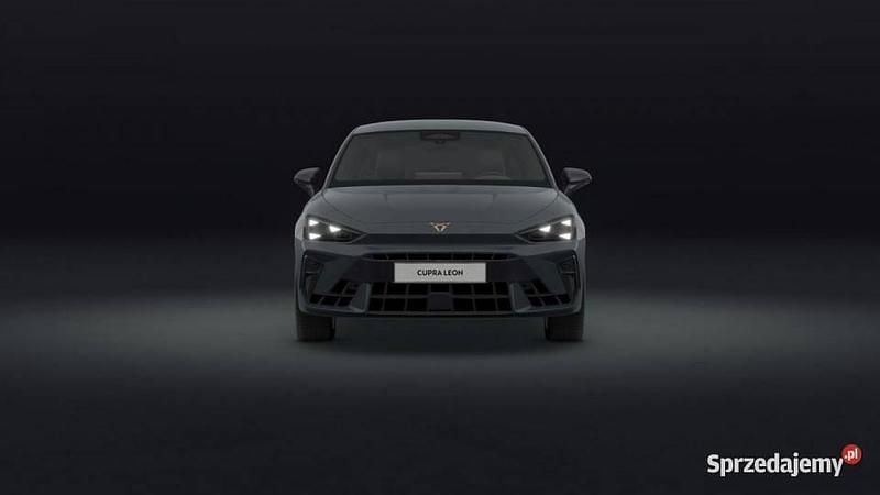 Nowe Cupra Leon 2026 Niebieski Hatchback
