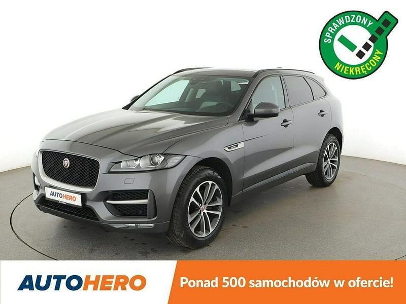 Szary (metalik) Używany 2016 Jaguar F-Pace R-Sport SUV | 73 600 zł (Dość drogi) - Obraz 1/3