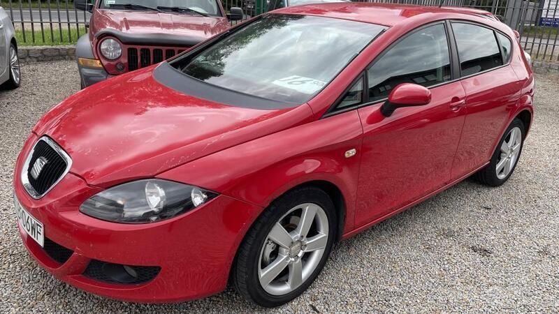 Czerwony Używany 2006 Seat Leon FR Hatchback | 17 900 zł (Uczciwa cena) - Obraz 1/4