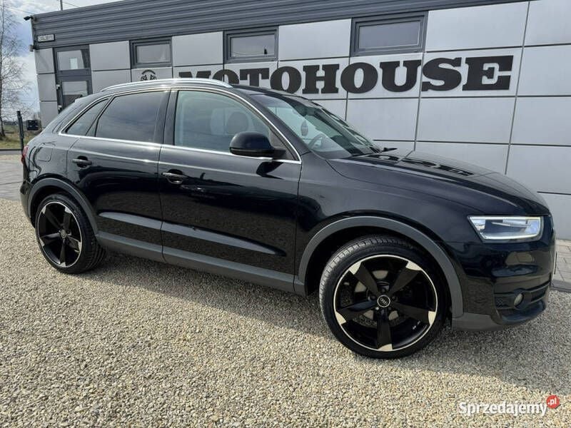 Czarny (metalik) Używany 2011 Audi Q3 SUV | 57 900 zł (Drogi) - Obraz 1/4