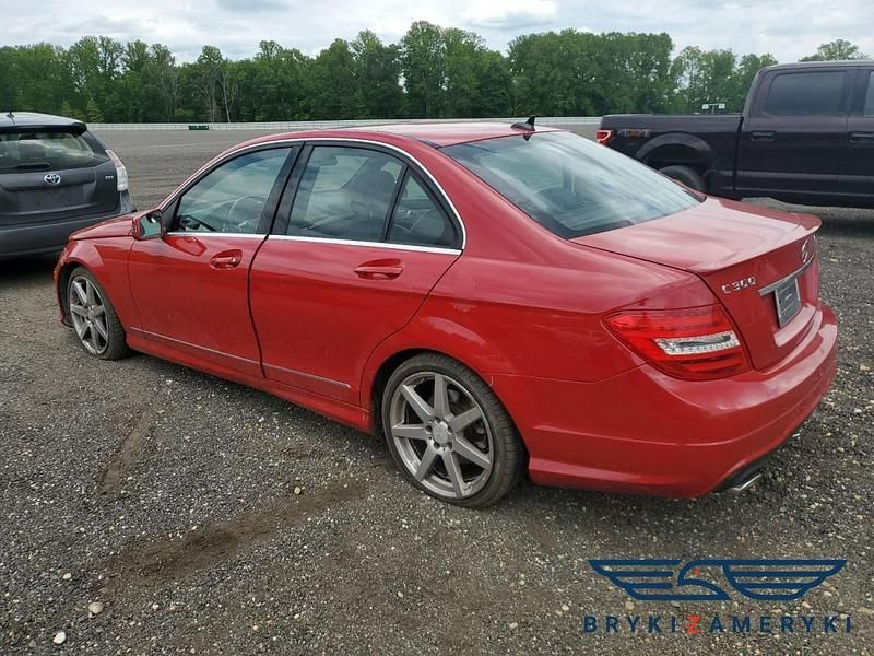 Srebrny Używany 2013 Mercedes C350 Coupe | 29 510 zł - Obraz 1/4