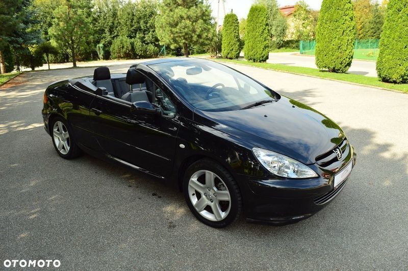 Sprzedany Peugeot 307 CC , używany 2004, km 153 542 w Nowy